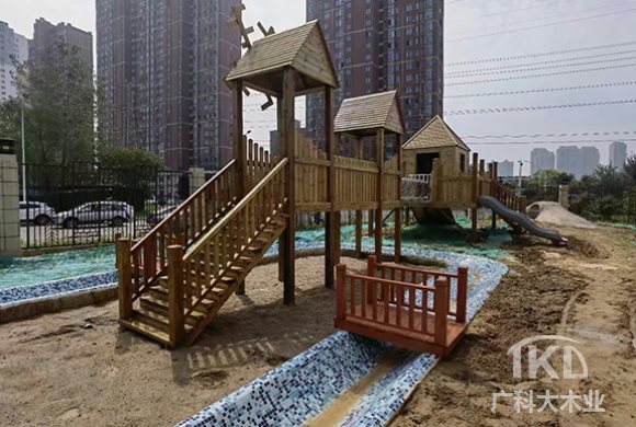 北京防腐木木屋游乐设施制作